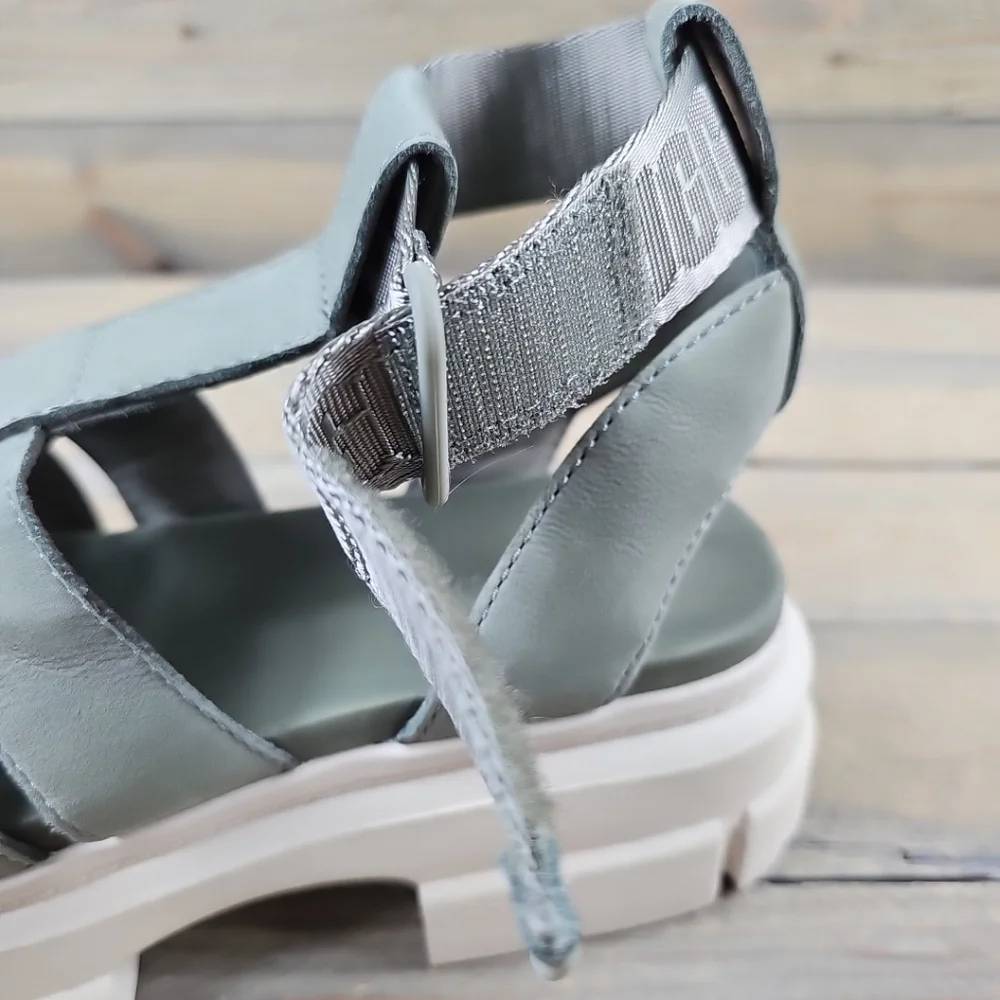UGG Ashton Heritage Women's Platform Sandals Moss Green Suede Logo Strap - Picture 13 of 13